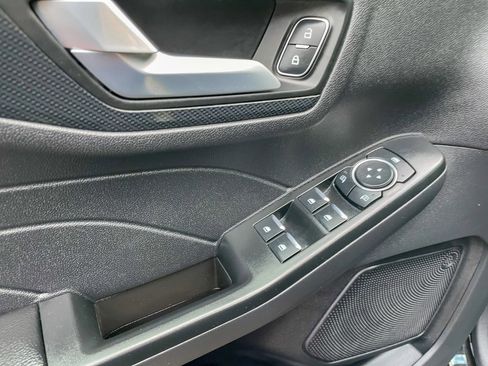 Used 2025 Ford Escape ST-Line image 10