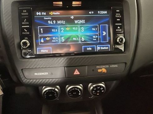 Used 2025 Mitsubishi Outlander Sport ES AWD/4WD image 21