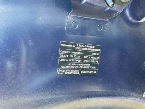 Used 2022 Porsche Macan image 33