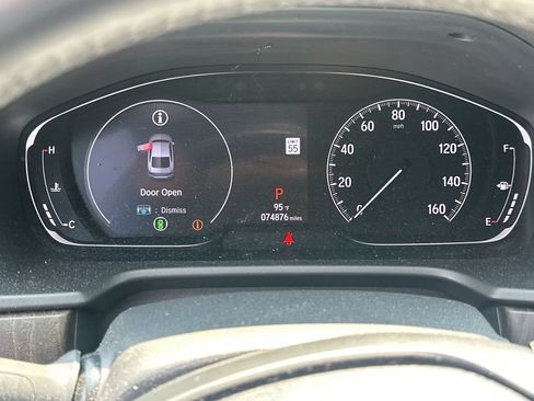 Used 2018 Honda Accord Touring image 26