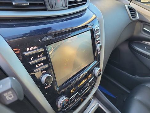 Used 2023 Nissan Murano SV image 22