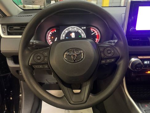 New 2025 Toyota RAV4 XLE image 26