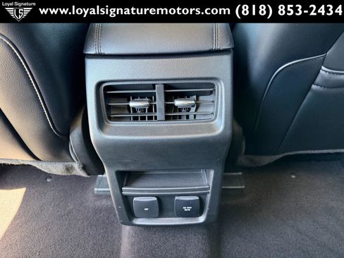 Used 2019 Ford Edge SEL w/ Equipment Group 201A FWD image 21
