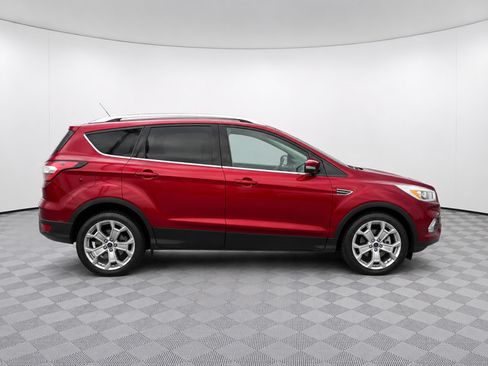 Used 2018 Ford Escape Titanium w/ Ford Safe & Smart Package AWD/4WD image 4