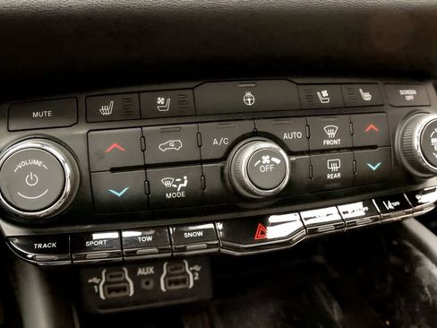 Used 2022 Dodge Durango SRT w/ Black Package AWD/4WD image 55