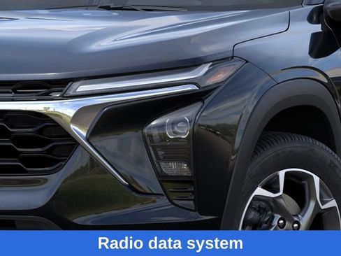 New 2026 Chevrolet Trax LT w/ Driver Confidence Package FWD image 11