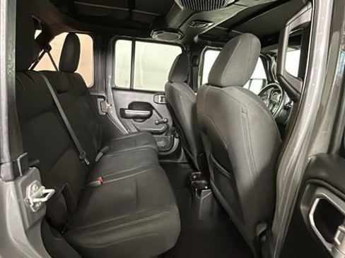 Used 2019 Jeep Wrangler Unlimited Sport AWD/4WD image 28