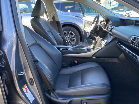 Used 2016 Lexus IS 200t image 20
