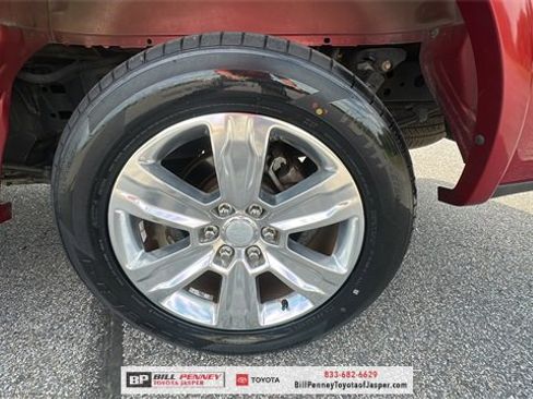 Used 2015 Ford F150 Platinum w/ Equipment Group 701A Luxury image 19