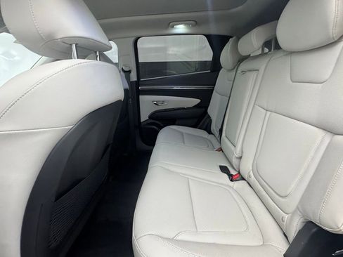 Used 2023 Hyundai Tucson Limited image 10