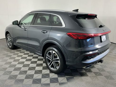 Used 2025 Audi Q5 Premium w/ 19" Wheel Package image 6