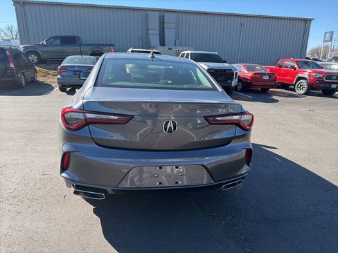 Used 2023 Acura TLX image 5