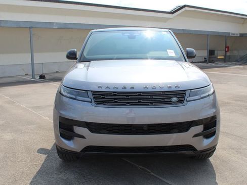Used 2025 Land Rover Range Rover Sport SE image 7