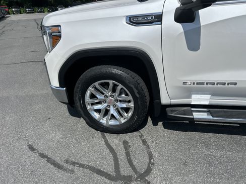 Used 2021 GMC Sierra 1500 SLT w/ SLT Premium Plus Package AWD/4WD image 5