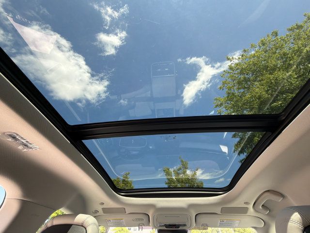 New 2026 Lincoln Nautilus Reserve AWD/4WD image 24