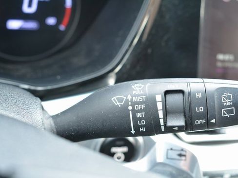 Used 2022 Kia Niro EX w/ Cold Weather Package image 27