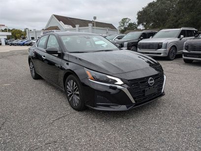 Used 2024 Nissan Altima 2.5 SV