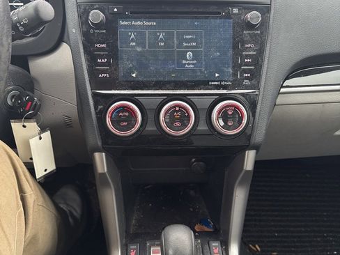 Used 2018 Subaru Forester 2.5i Limited image 17