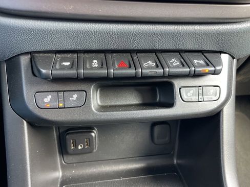 Used 2020 Chevrolet Colorado Z71 image 13