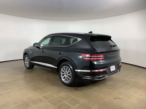 Used 2025 Genesis GV80 2.5T Standard AWD/4WD image 14