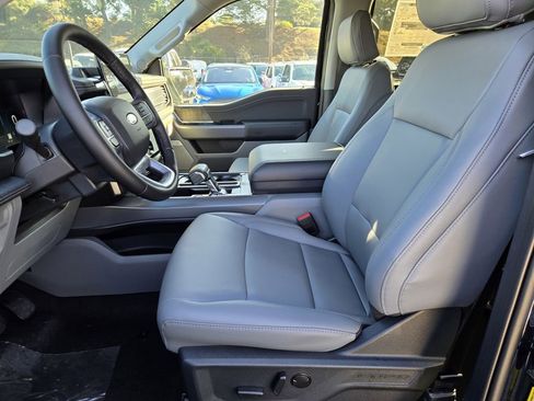 New 2025 Ford F150 Lightning Flash AWD/4WD image 25