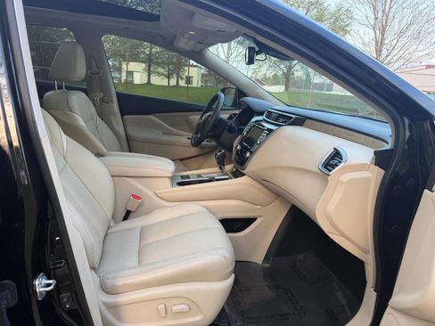 Used 2019 Nissan Murano SL w/ SL Technology Package FWD image 24