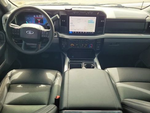 Used 2023 Ford F250 XLT w/ XLT Premium Package AWD/4WD image 15