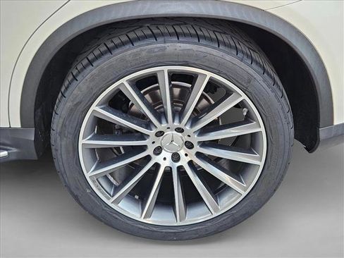 Certified 2019 Mercedes-Benz GLE 43 AMG 4MATIC Coupe image 22