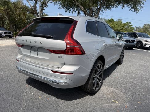 Certified 2023 Volvo XC60 B5 Ultimate w/ Climate Package FWD image 3