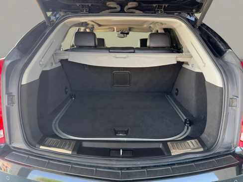 Used 2016 Cadillac SRX Luxury w/ Driver Awareness Package image 40