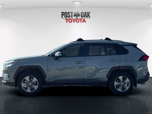 Used 2023 Toyota RAV4 XLE image 4