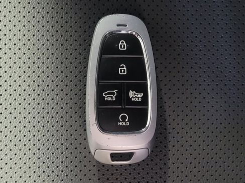 Used 2023 Hyundai Santa Fe SEL w/ Premium Package FWD image 32