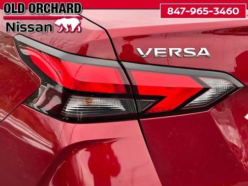 Used 2024 Nissan Versa SV image 9