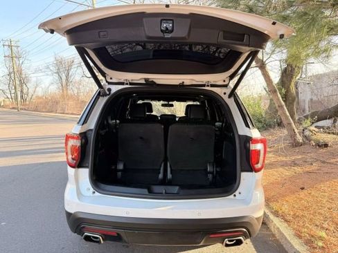 Used 2017 Ford Explorer Sport w/ Equipment Group 401A image 7