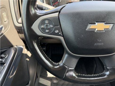 Used 2019 Chevrolet Colorado Z71 image 33