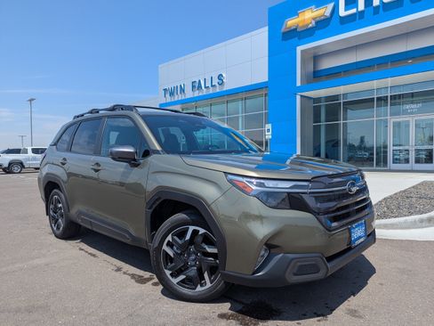 Used 2026 Subaru Forester Limited AWD/4WD image 1