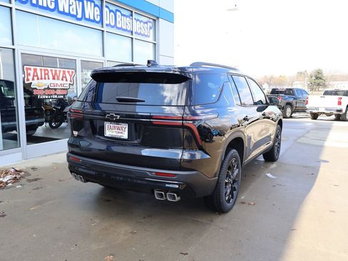 New 2026 Chevrolet Traverse LT w/ Midnight/Sport Edition image 3