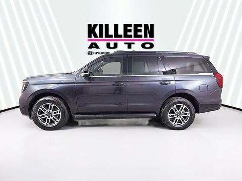 New 2026 Ford Expedition Active image 4