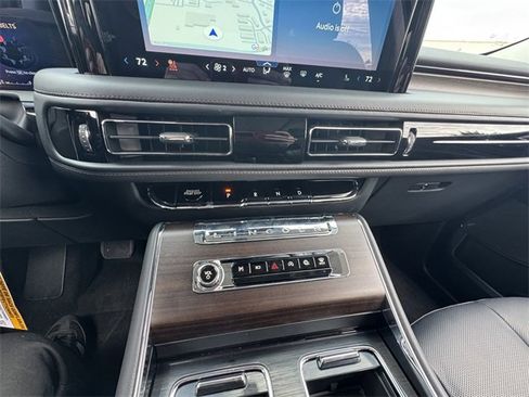 New 2025 Lincoln Aviator Reserve w/ Jet Appearance Package image 30