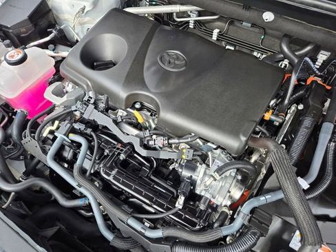 Certified 2025 Toyota RAV4 XLE image 18