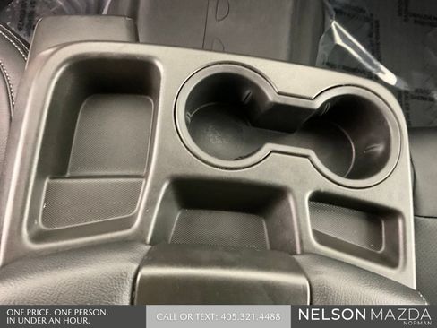 Used 2022 Chevrolet Silverado 1500 LT AWD/4WD image 37