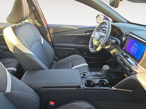 Certified 2025 Toyota Camry SE image 15