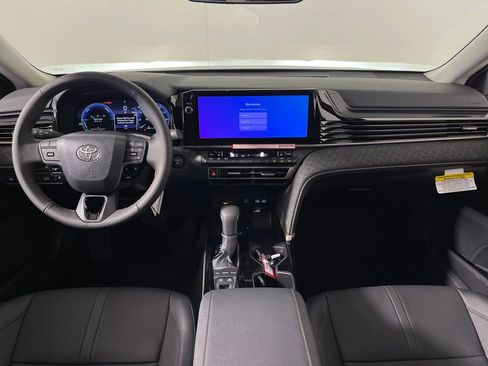 New 2026 Toyota Camry XLE AWD/4WD image 14