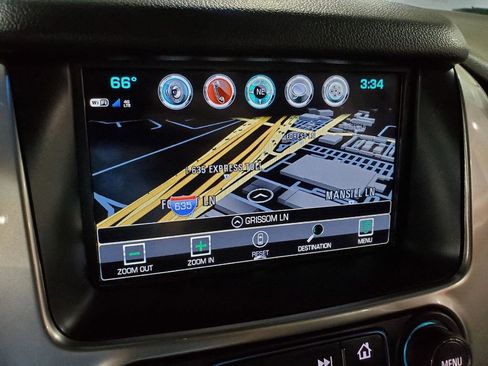 Used 2017 Chevrolet Suburban Premier image 40