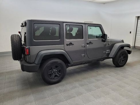 Used 2018 Jeep Wrangler Unlimited Sport AWD/4WD image 10