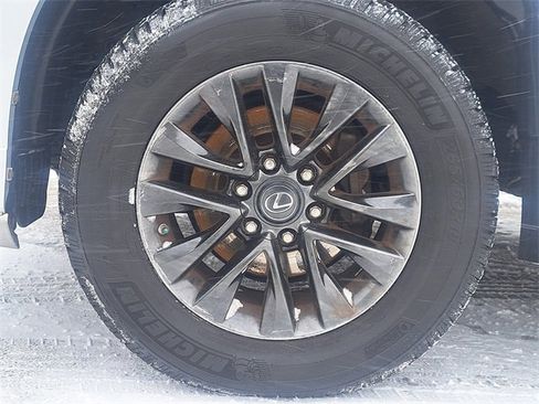 Used 2017 Lexus GX 460 Premium image 9