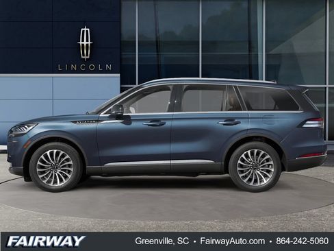 Used 2024 Lincoln Aviator Reserve w/ Equipment Group 201A AWD/4WD image 3