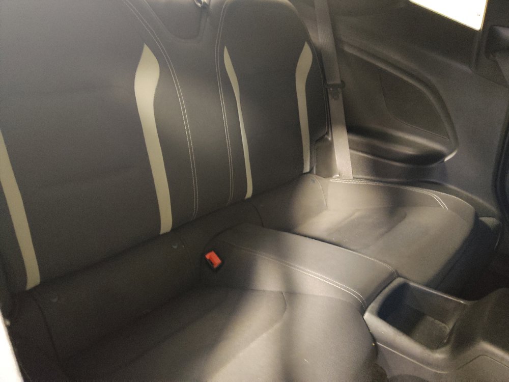 Used 2020 Chevrolet Camaro LT RWD image 19