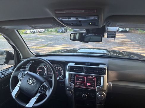Used 2024 Toyota 4Runner TRD Sport image 30