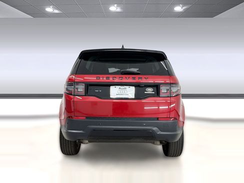 Used 2020 Land Rover Discovery Sport SE image 10